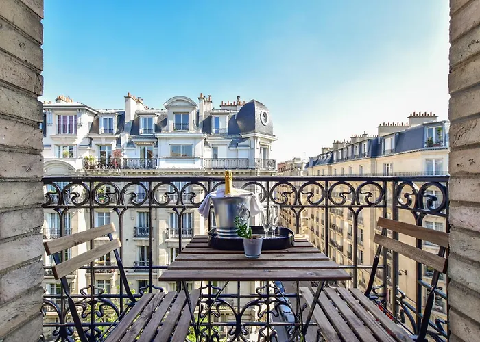 Hôtel Montcalm Paris